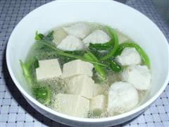 鱼丸冻豆腐汤