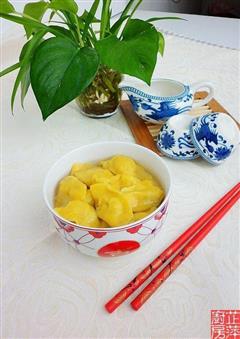 南瓜鸡肉香菇水饺