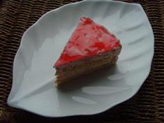 草莓奶酪慕斯蛋糕