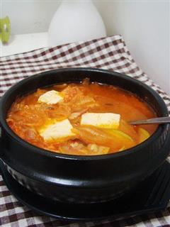 韩式泡菜汤的热量