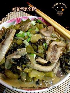 酸菜焖米鱼胶的热量
