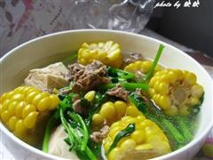 玉米豆腐牛肉菜汤
