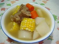 清鲜玉米羊肉汤