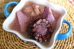 紫山药紫玉米排骨汤的热量
