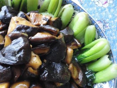 蚝油香菇青菜