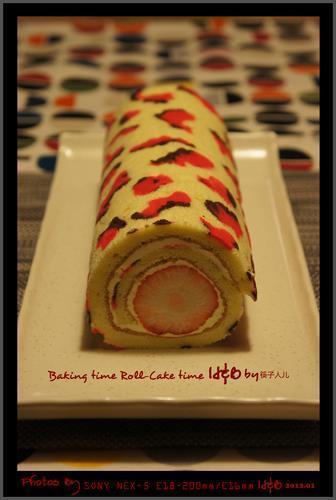 粉红豹纹蛋糕卷