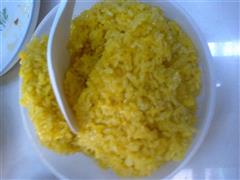 金黄糯米饭