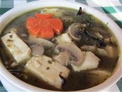 菌菇笃菜豆腐汤的热量