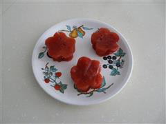 梅花草莓糕