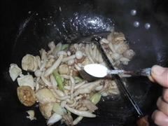 白玉菇烧豆腐
