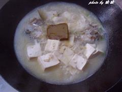 咖喱鱼头豆腐汤的热量