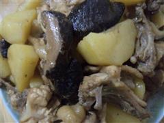 土豆香菇焖鸡的热量