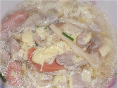 蘑菇肉丝汤