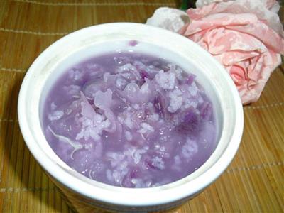 银耳紫薯粥