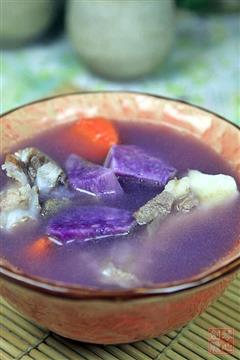 紫淮山猪骨汤