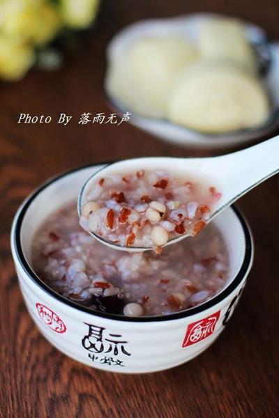 红米薏仁粥