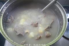 鲜莲淮山猪骨汤的热量