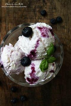 蓝莓酸奶冰淇淋的热量