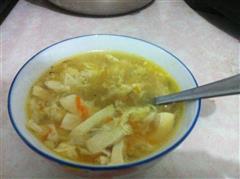 胡萝卜鸡蛋豆腐汤