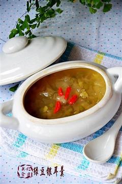 银耳绿豆汤的热量