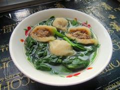 海螺丸菠菜汤