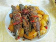 红烧鲅鱼土豆块