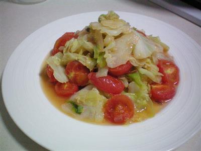 清炒小番茄卷心菜
