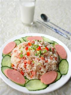 酸菜肉末炒米饭