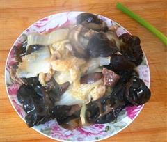 香菇木耳炒白菜