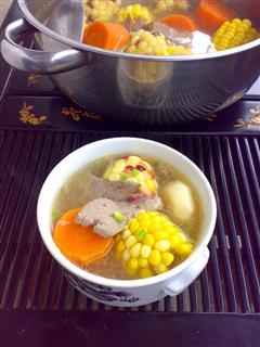 玉米萝卜猪肝汤