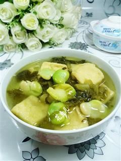小油方酸菜蚕豆汤