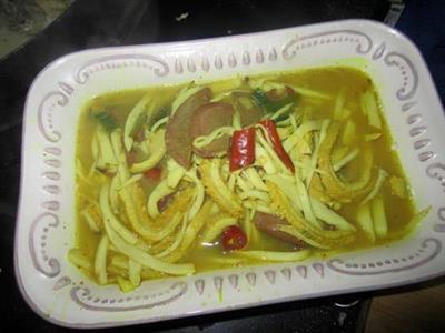 咖喱牛杂鸡腿菇汤