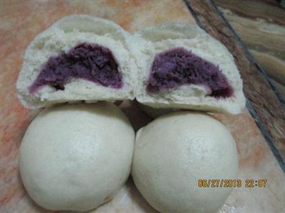 牛奶紫薯包子