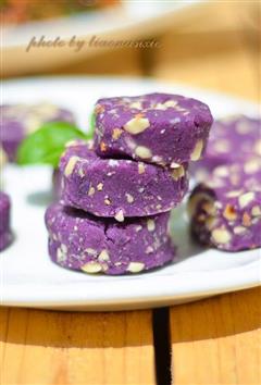 果仁紫薯饼