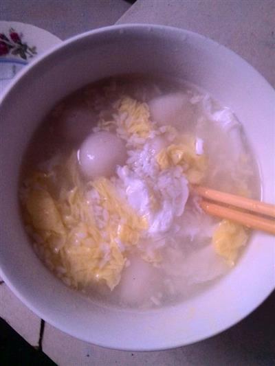 汤圆米酒鸡蛋汤