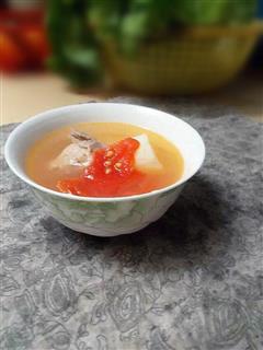 西红柿山药排骨汤的热量