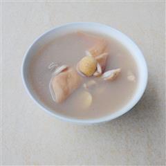 莲子猪肚汤