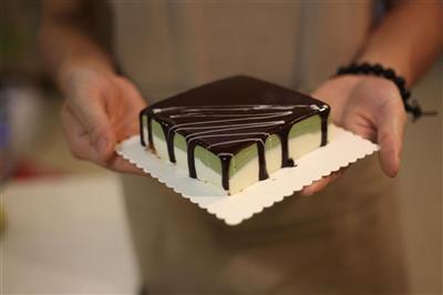 巧克力镜面蛋糕