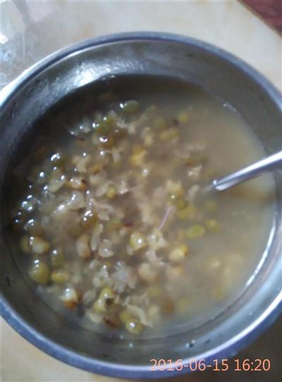 西米绿豆汤