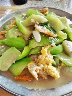 丝瓜焖荷包蛋的热量