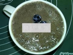 蓝莓香蕉黑麦奶饮