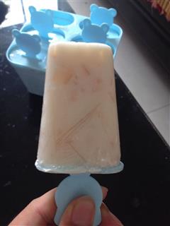 自制蜜桃酸奶雪糕