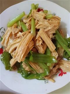 家常腐竹肉片