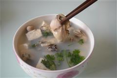 牡蛎炖豆腐汤