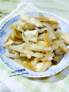 腊八蒜炖白菜大豆腐