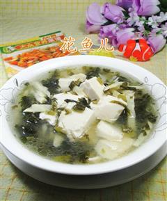 雪菜冬笋豆腐汤