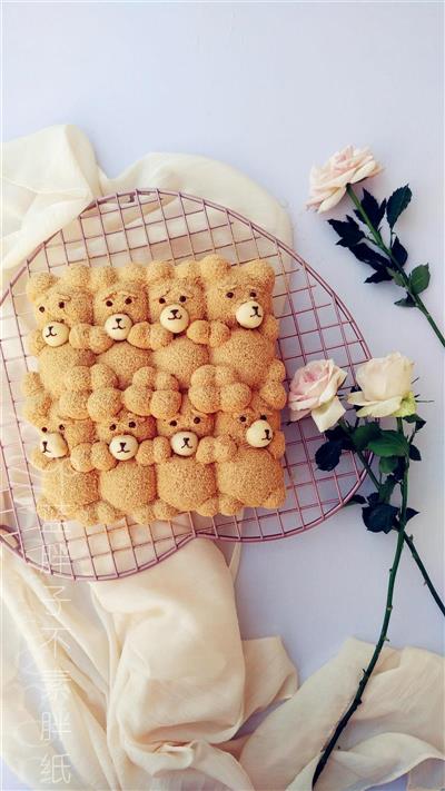 泰迪熊挤挤面包