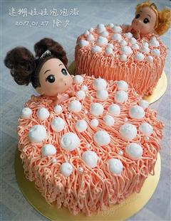 娃娃泡泡浴生日蛋糕