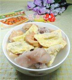 油豆腐蛋饺猪蹄汤