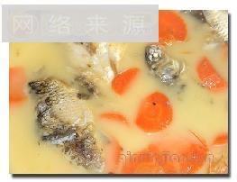 胡萝卜鲫鱼汤的热量